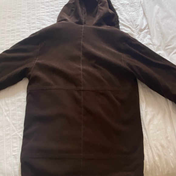 Brown trench coat with fur hood - Picture 7 of 8